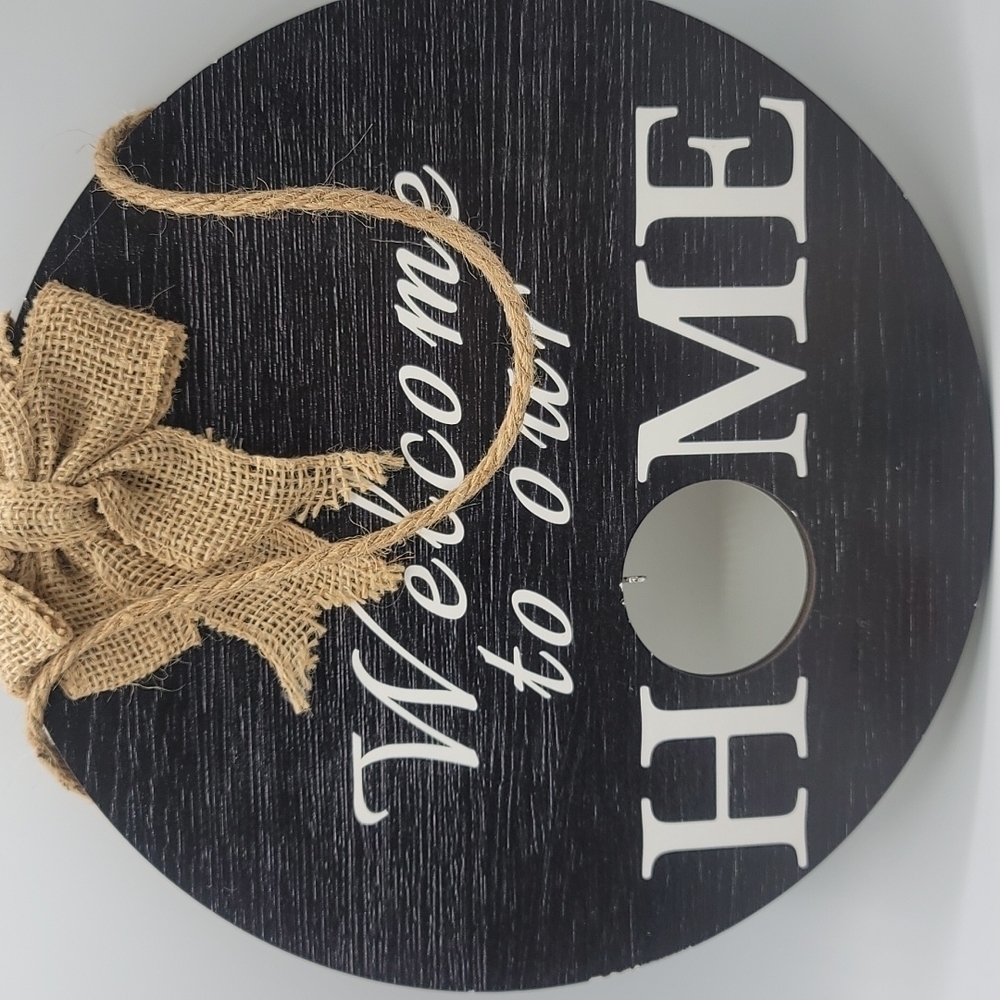 Interchangeable Welcome Sign Wreath for Front DOOR 12" - Picture 3 of 3